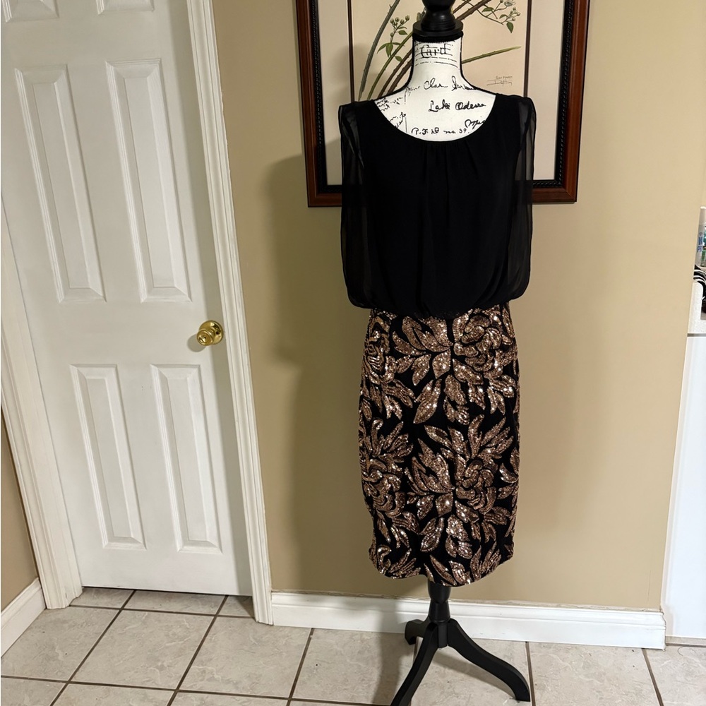 Calvin Klein Gold Sequin Black Dress Size 10
Lined